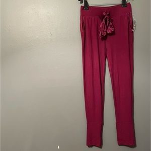 NWT Felina Sz Small Burgundy Musing Pocket Detail PJ Joggers!